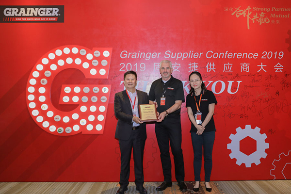 yy易游m6官方入口股份